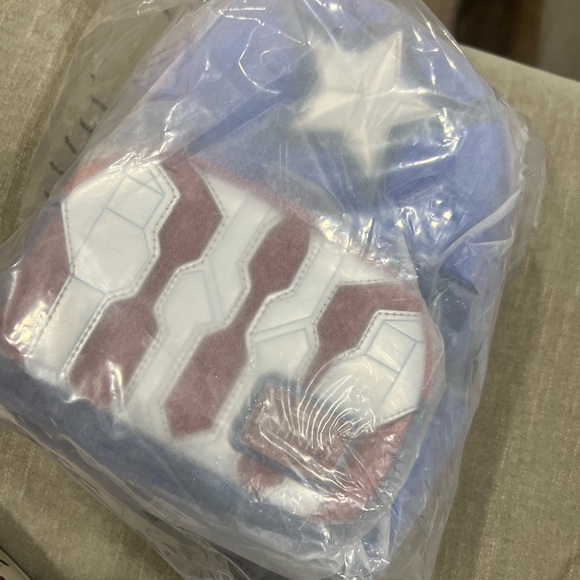 NWT LOUNGEFLY Marvel Metallic Captain America Cosplay Mini Backpack - Picture 2 of 5
